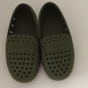 Floafers water shoes size 6